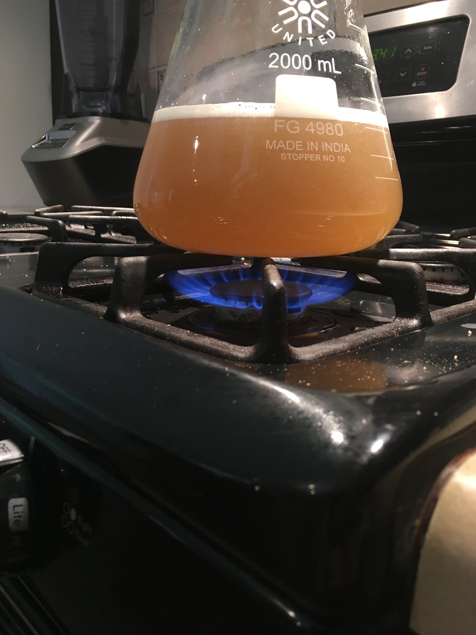 How to Make a Yeast Starter and Better Tasting Beer